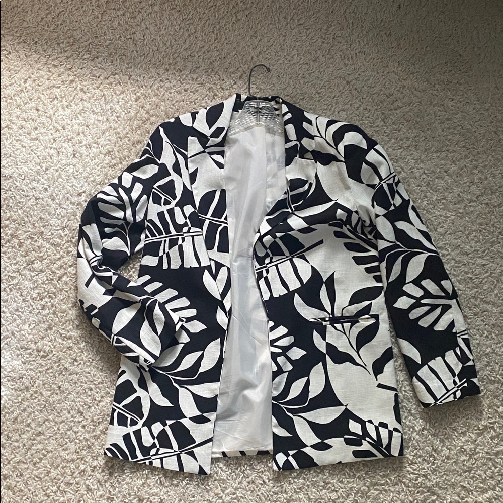 F&F Monochrome Leaf Pattern Blazer